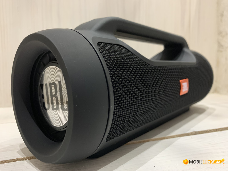  JBL E8 Black