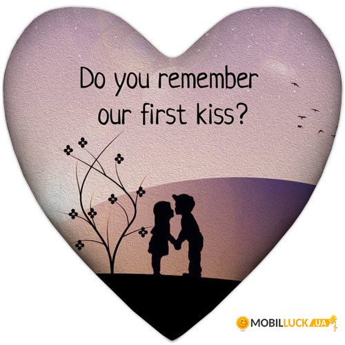   Do you remember our first kiss? 4PS_15L047