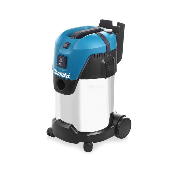   Makita VC3011L