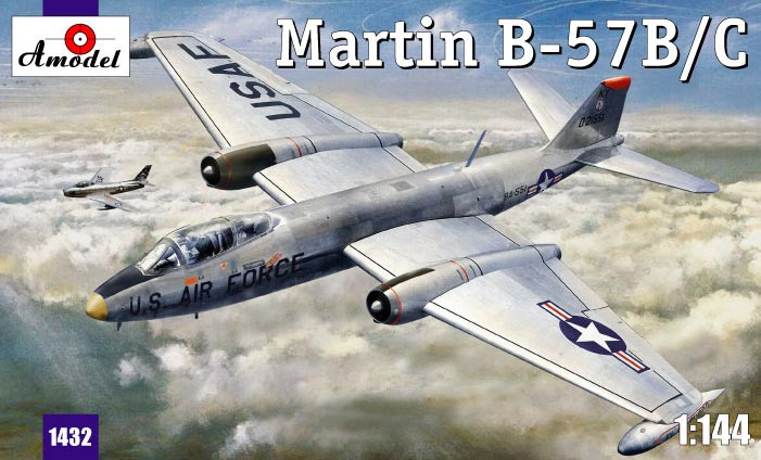 Martin B-57B/C AMODEL (AMO1432)