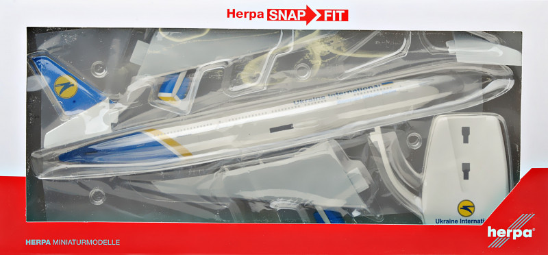   777-200    () Herpa (HRP611992)