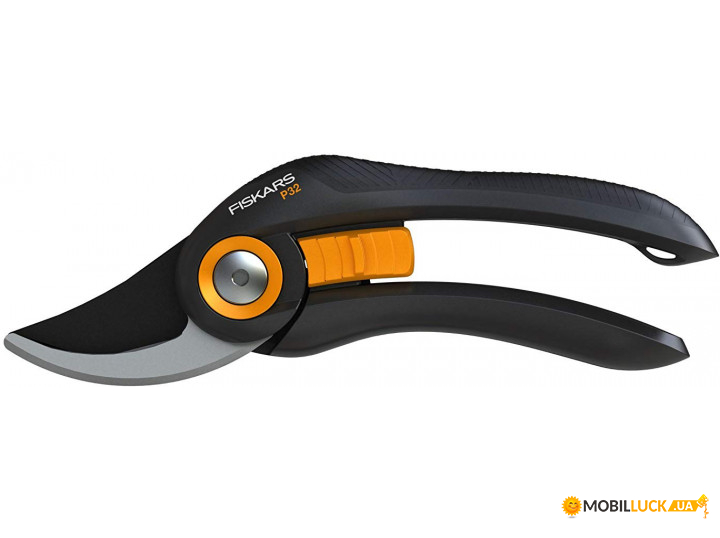  Fiskars Solid 32 (1020191)