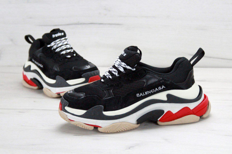   Balenciaga Triple S Black Red , 39