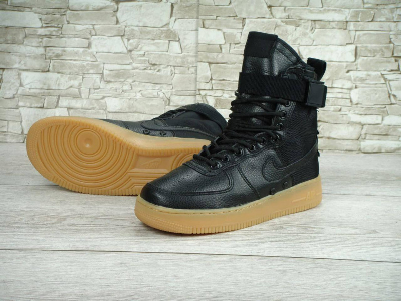   nike Nike Special Field Air Force 1 Black 42