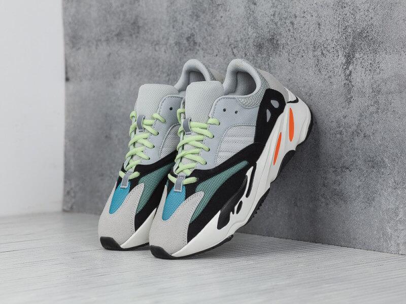   Adidas Yeezy Wave Runner 700 Solid Grey Chalk (   700 V2) 40