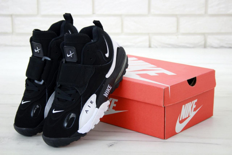   Nike Air Max Speed Turf  -  43