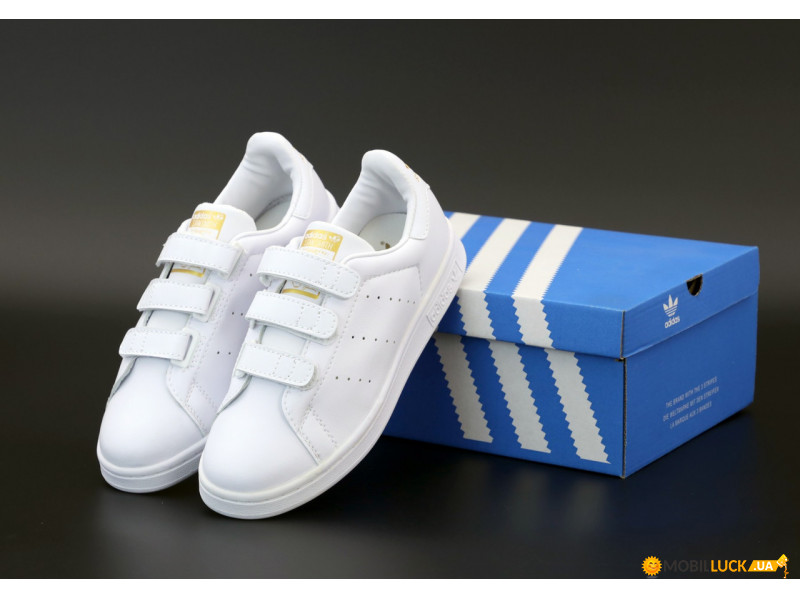   Adidas Stan Smith    (  ) 37