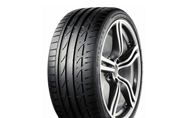 Bridgestone Potenza S001 225/45 ZR18 95Y XL