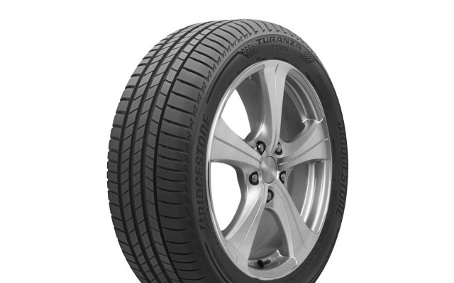 Bridgestone Turanza T005 225/55 ZR17 97W