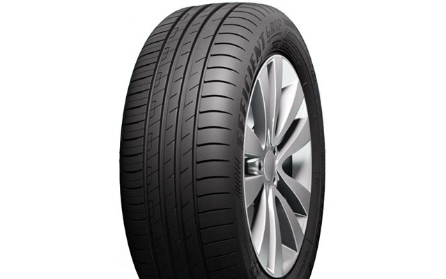  Goodyear EfficientGrip Performance 195/50 R15 82H