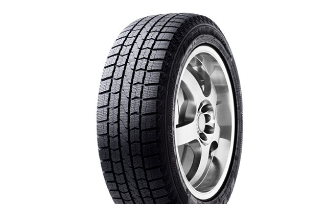 Maxxis SP-3 Premitra Ice 185/60 R15 84T