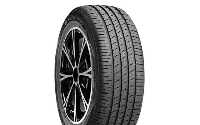  Roadstone NFera RU5 235/60 R18 107V XL