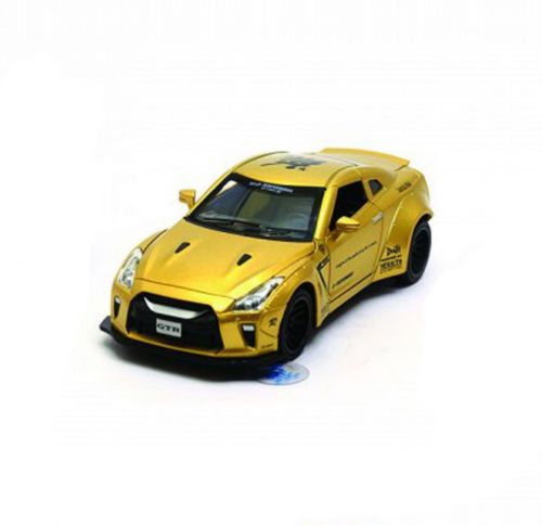   Nissan GTR  (7862)