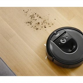 -  iRobot Roomba i7+  4