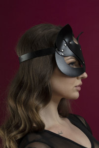   Feral Feelings Catwoman Mask  4