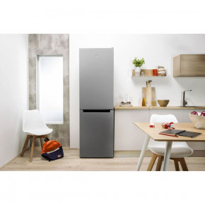  Indesit DS3181SUA 3