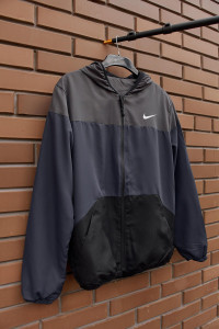  Intruder  Nike  (8931168264-S)