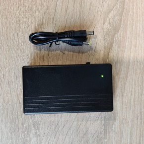      Mini UPS V1201A (12V) 4000mAh 6