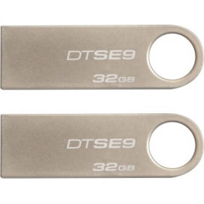 - 2x32GB Kingston DataTraveler SE9 (DTSE9H/32GB-2P)