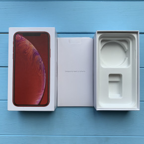  Apple iPhone XR Red