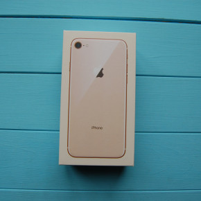  Apple iPhone 8 Gold