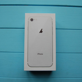  Apple iPhone 8 Silver