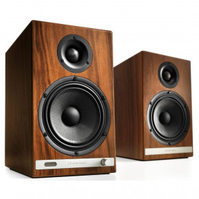   Audioengine HD6 Walnut