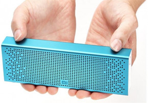   Bluetooth Xiaomi Mi Speaker Blue (QBH4054US) 3