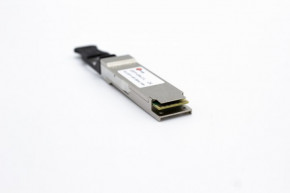   RayBridge QSFP+ 40G MM 150m 850nm (QSFP+SR4-01L) 4