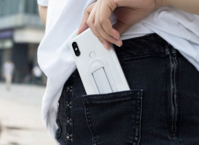     Xiaomi bcase White 5