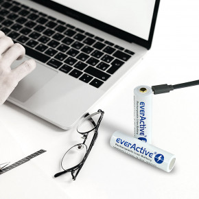  18650 - (Li-Ion) everActive 18650USB-3.7-3200, 3200mAh,   microUSB, , 7A, 4.2/3.7/2.5V      11