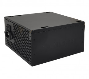   Xilence XP750R10 Retail Box