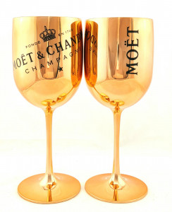    Moet Chandon () 3