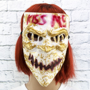   Kiss Me