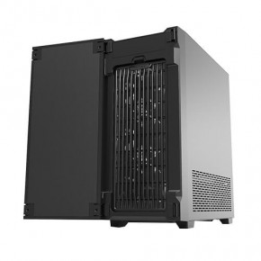  Antec P10 FLUX (0-761345-80100-3) 9