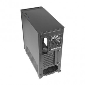  Antec P10 FLUX (0-761345-80100-3) 18