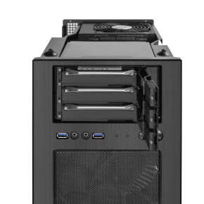  SilverStone STORAGE S330B 19