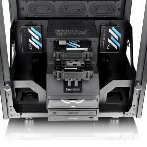  Thermaltake The Tower 900 Snow Edition (CA-1H1-00F6WN-00) 4