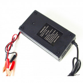     UKC Battery Charger 5A MA-1205 6704 3