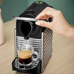  Nespresso Pixie C61 Electric Titan 3