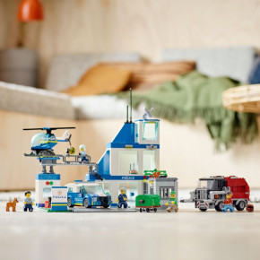  Lego City   (60316) 6