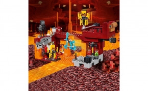  Lego  a (21154) 7