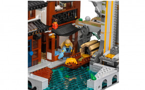  Lego   (70620) 11