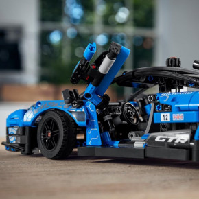  Lego Technic McLaren Senna GTR (42123) 8