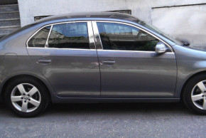    Volkswagen Jetta 2006-2011 . (6440405)