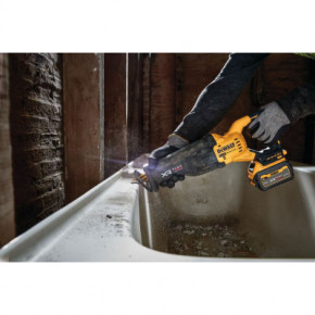   DeWALT 18 XR  TSTAK (DCS386T1) 5