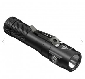  Nitecore EC30