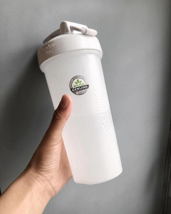  BlenderBottle Classic Loop 820 ml White 7