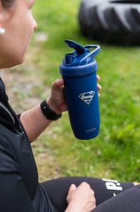   Smartshake Reforce 900ml DC Superman 5