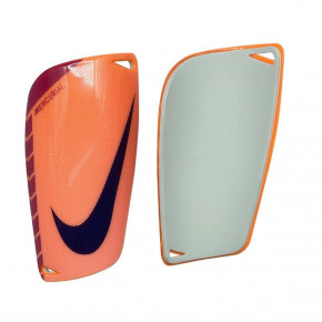   Nike Mercurial  NE-LG-CR7Y 3